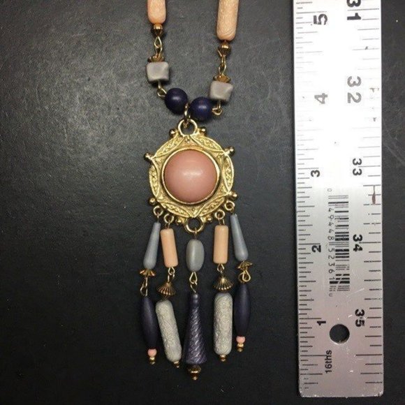 Medallion Pendant Dangle Necklace Gold Chain Purple Peach Cream Retro BoHo - Picture 6 of 8